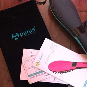 apalus Accessories - Apalus Hair Straightening Brush full set like new apalus Accessories - Apalus Hair Straightening Brush full set like new